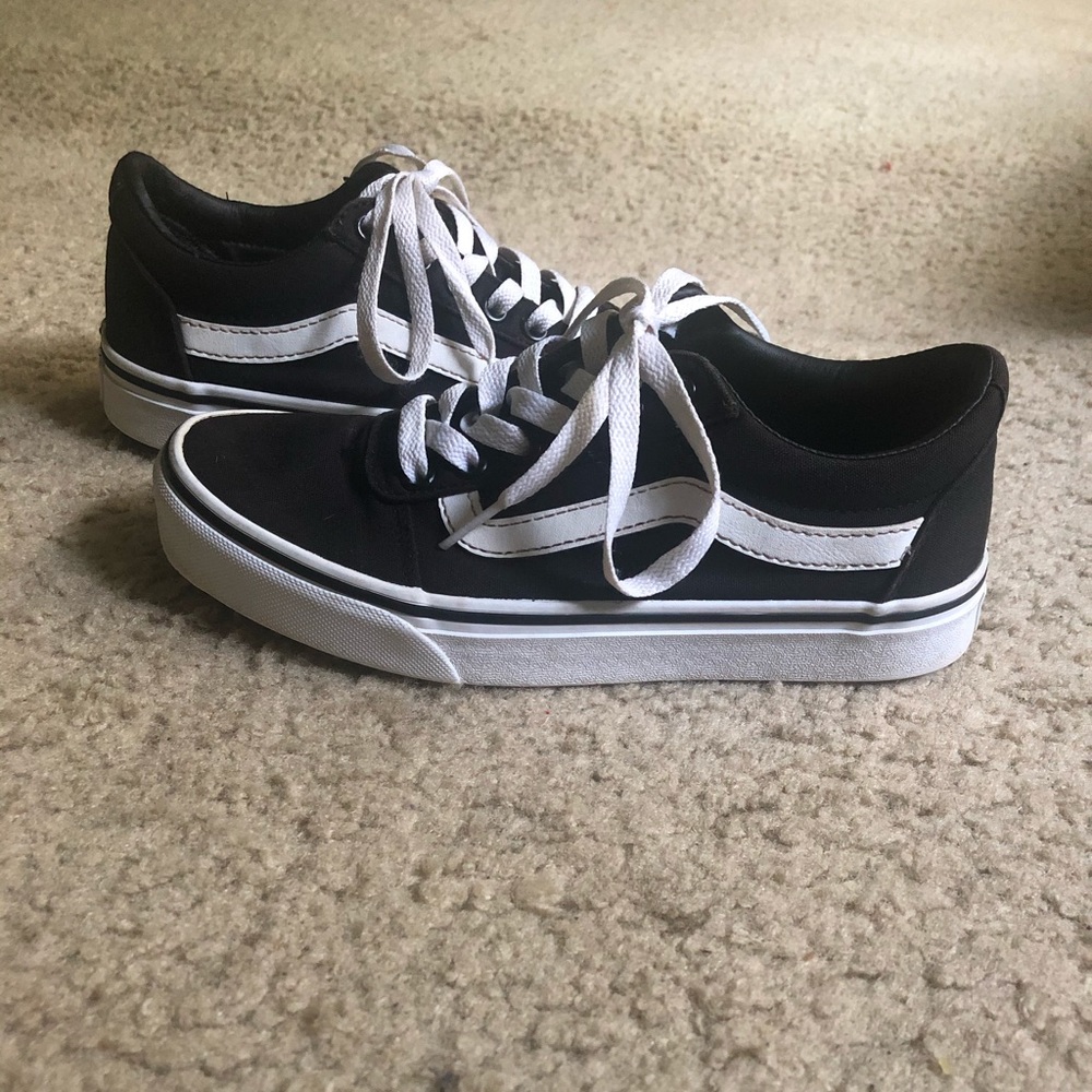 Black old skool vans